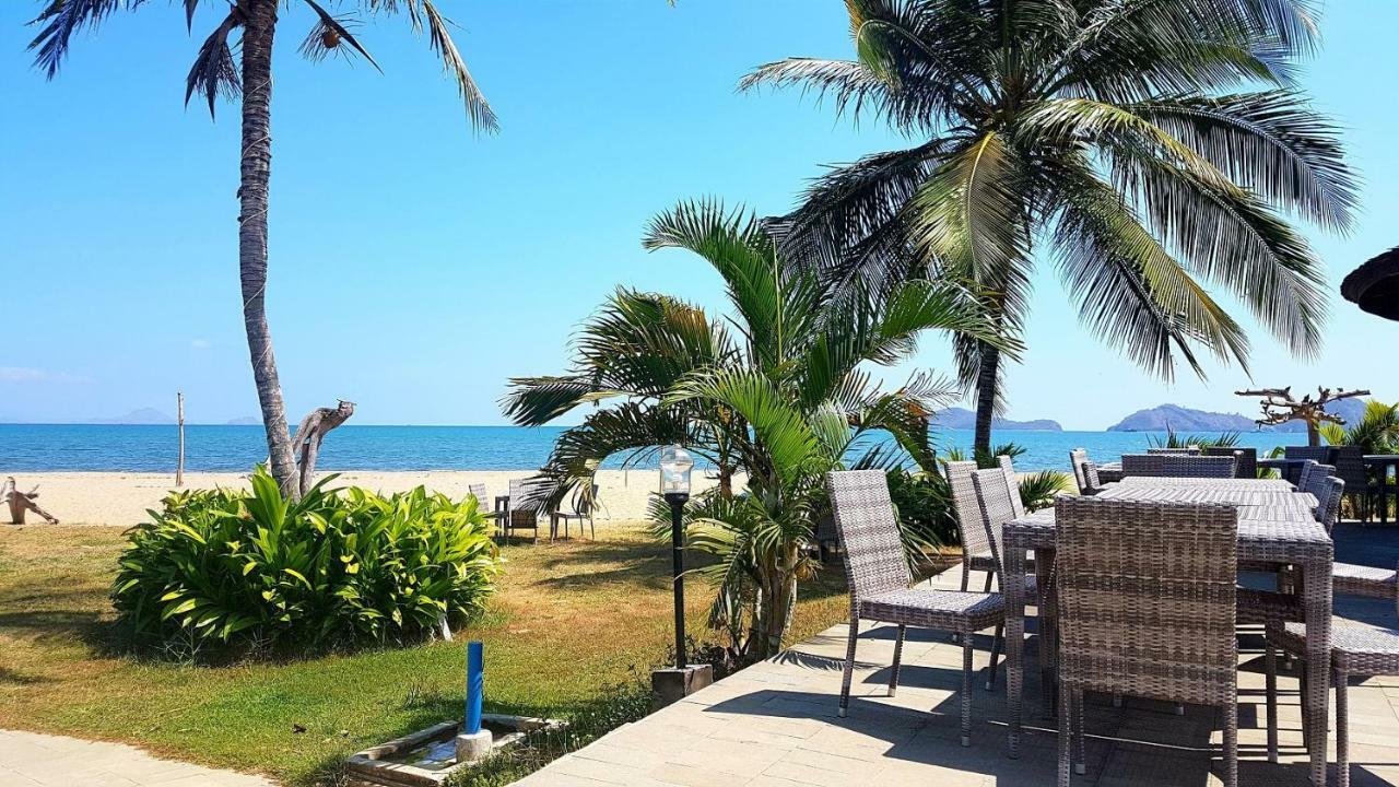 Luwansa Beach Hotel Лабуан Баджо Екстериор снимка